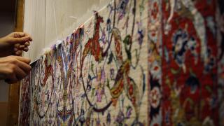 İran'da 2 bin 500 yıllık gelenek: Halıcılık