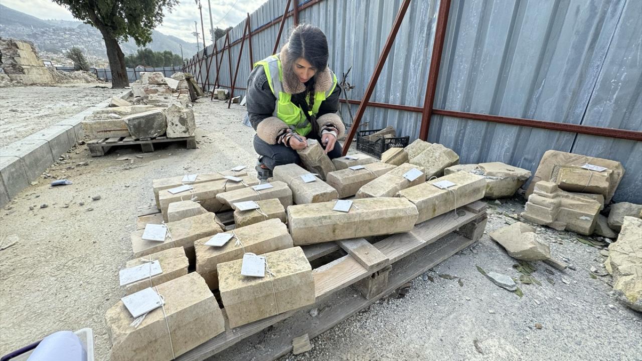 "Eski halinden daha sağlam olacak"