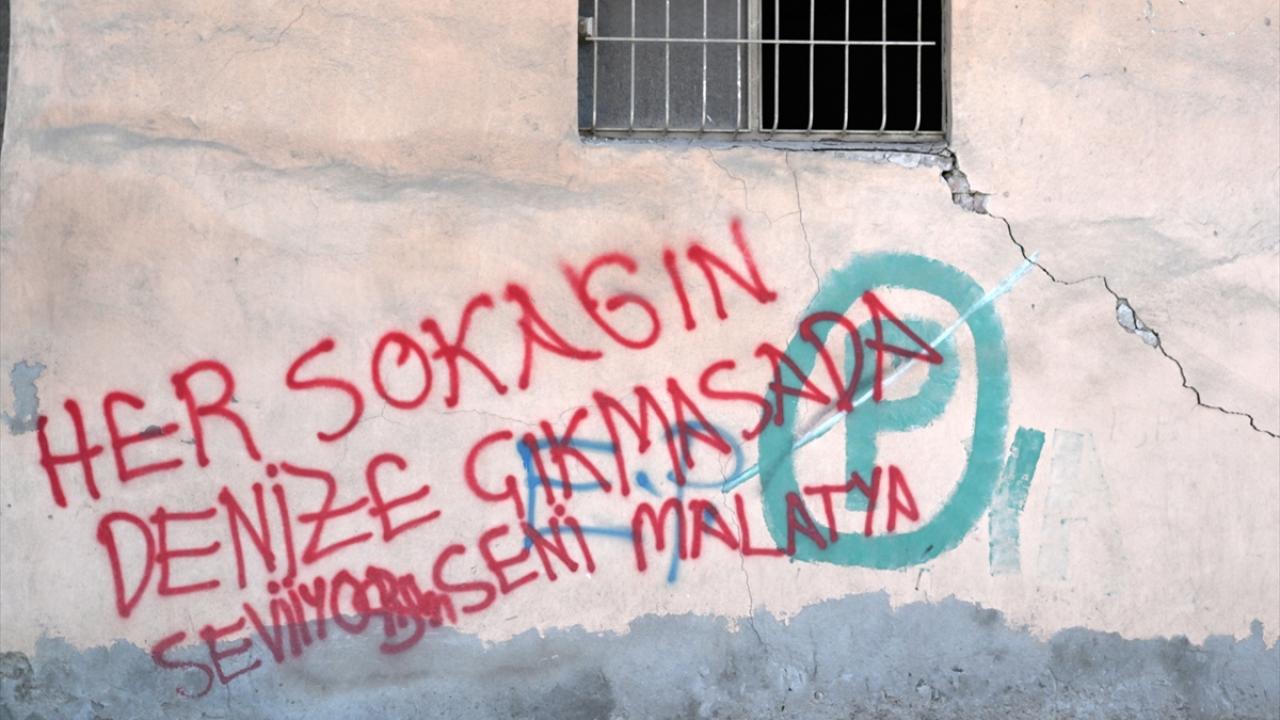 "Her sokağın denize çıkmasa da seviyorum seni Malatya"