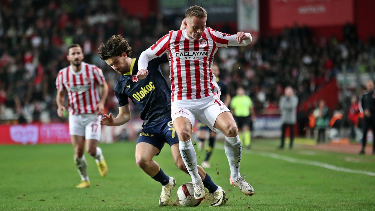 antalyaspor-fenerbahce-iha-2180696.jpg