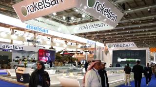 Türk savunma sanayiinden Dünya Savunma Fuarı'nda gövde gösterisi