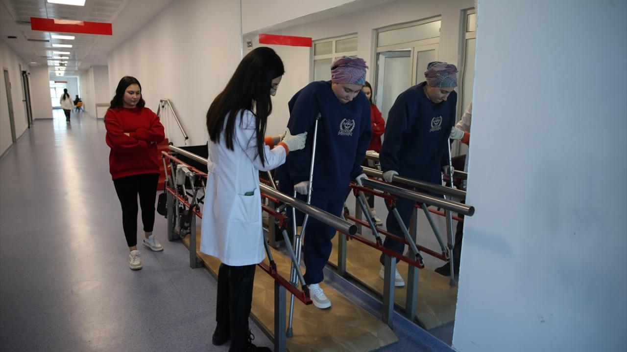 "Ayağa kalkıp kızımın elini tutmak istiyorum"