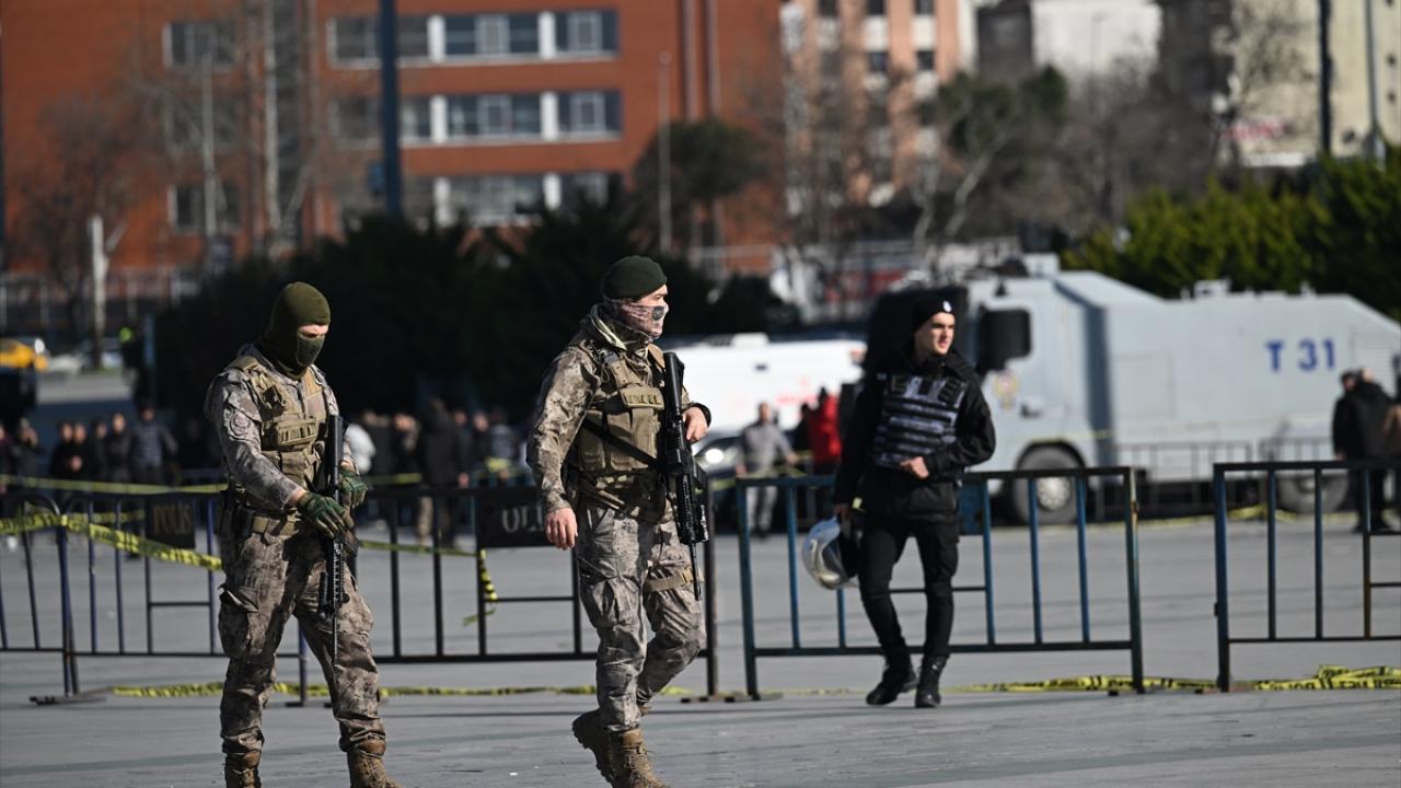 Çağlayan Adliyesi önünde saldırı girişimi: 2 terörist etkisiz hale getirildi