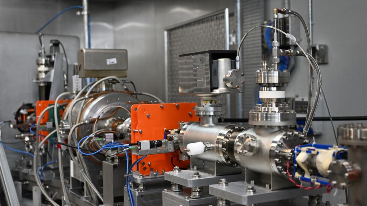 "Bilginin ihracatını yapıyoruz"