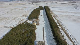 Kars'ta "bozkırın ortasındaki vaha"nın çevresi karla kaplandı