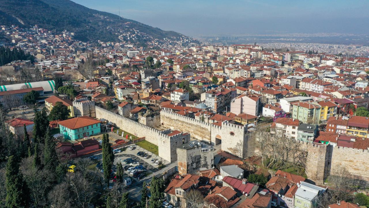 Yabancı turistlerin gözdesi Karagöz Müzesi