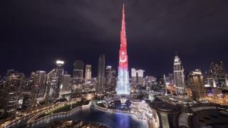 BAE'nin sembol binası Burc Halife'ye Türk bayrağı yansıtıldı