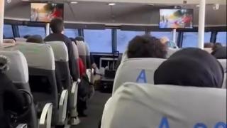 Deniz otobüsü dalgalar arasında kaldı