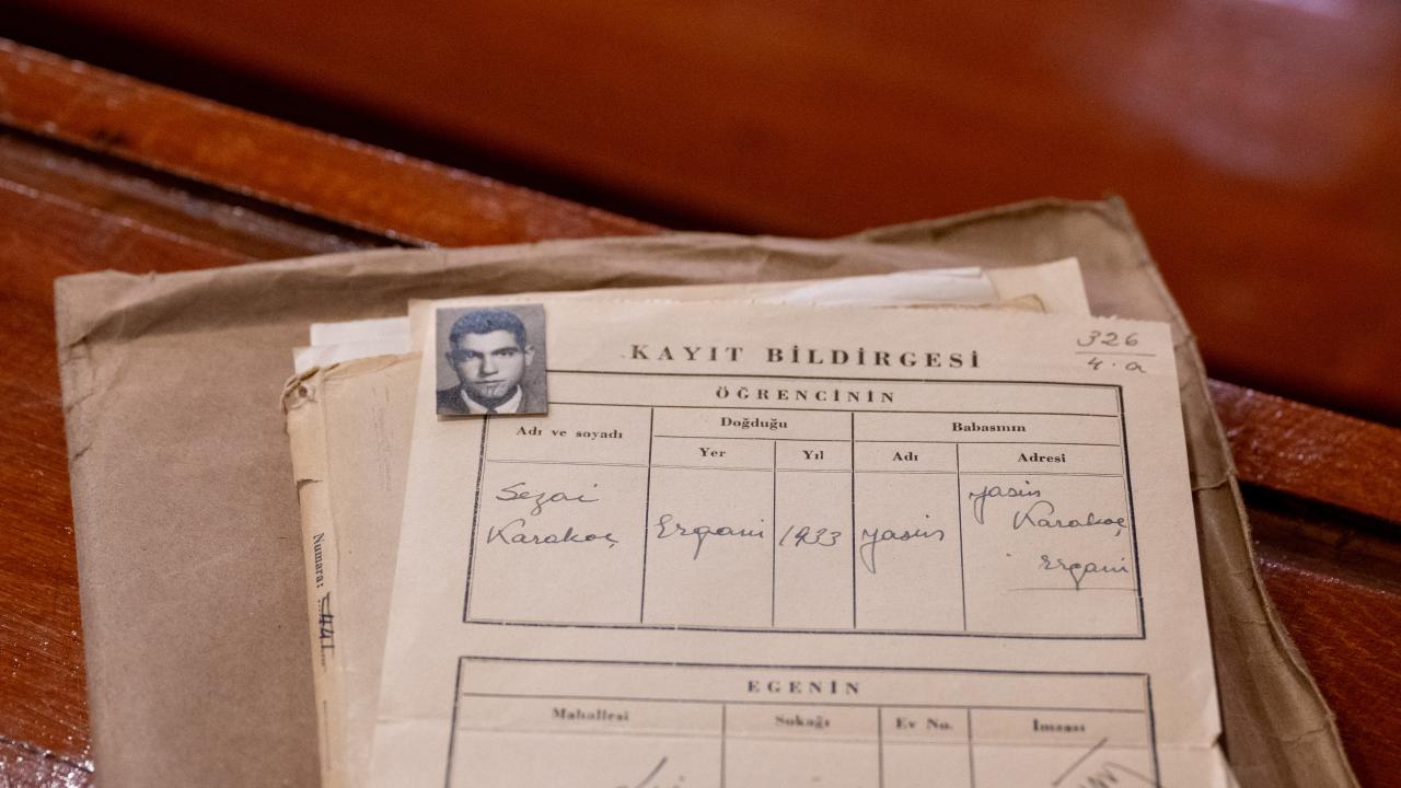 Sezai Karakoç'un "Mona Roza"sı 72 yıldır muhafaza ediliyor