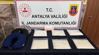 Boyun yastığından uyuşturucu çıkan 3 şüpheli tutuklandı