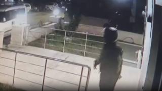 Kimlik soran polislere ateş açtılar