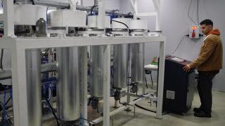 Süper kritik akış teknolojisiyle çöpe gidecek ürünler dönüştürülüyor