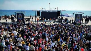 Mersin'de çocuklar 'Rafadan Tayfa' karakterleriyle keyifli vakit geçirdi