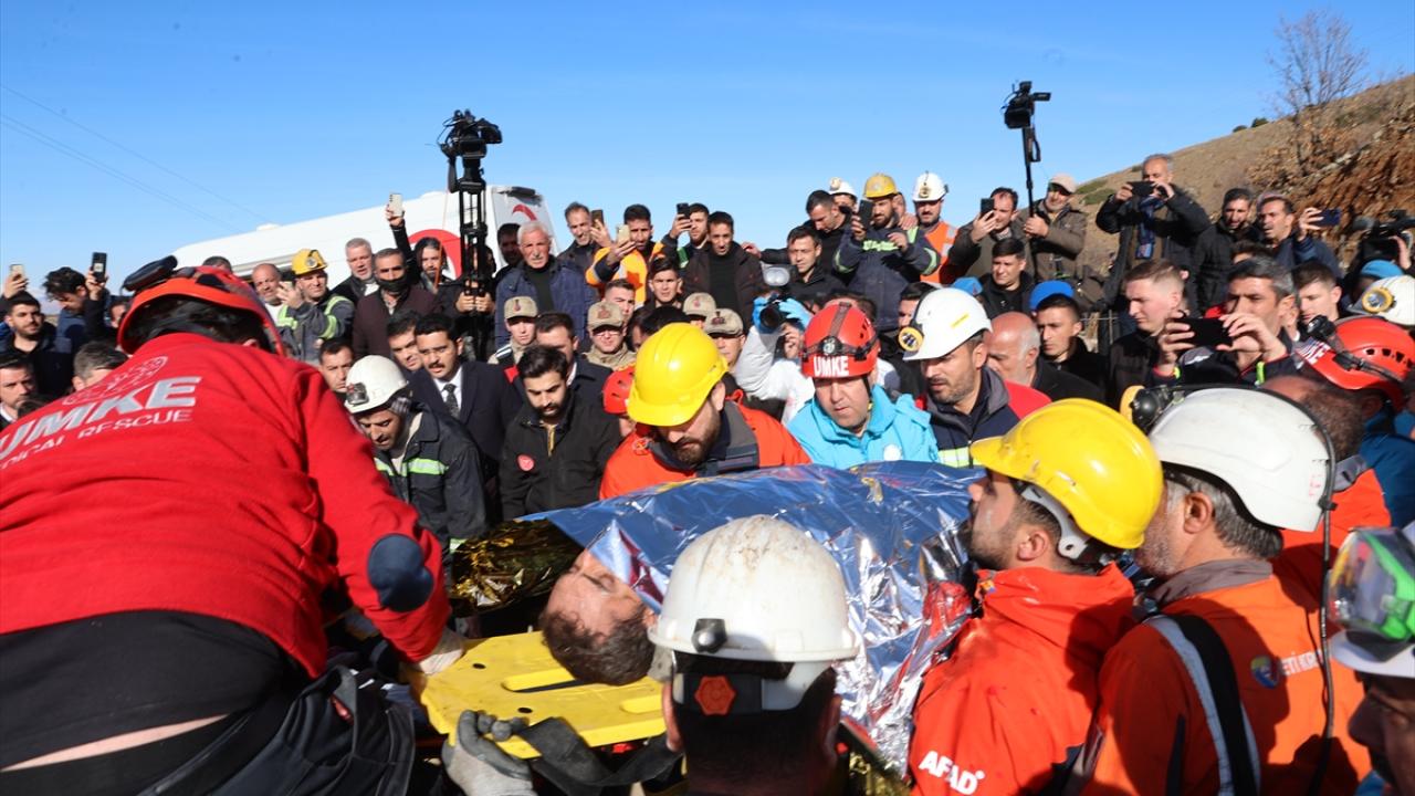 4`üncü işçi de kurtarıldı