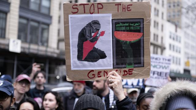 New York'ta, Gazze'de acil ateşkes için 24 saat sürecek miting düzenleniyor