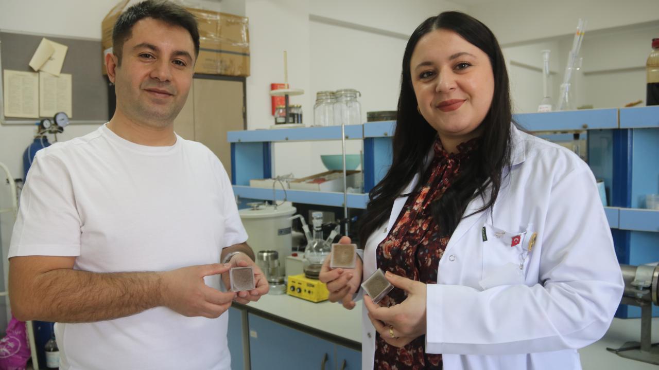 Gömlek ve önlük tarzında üretilebilecek