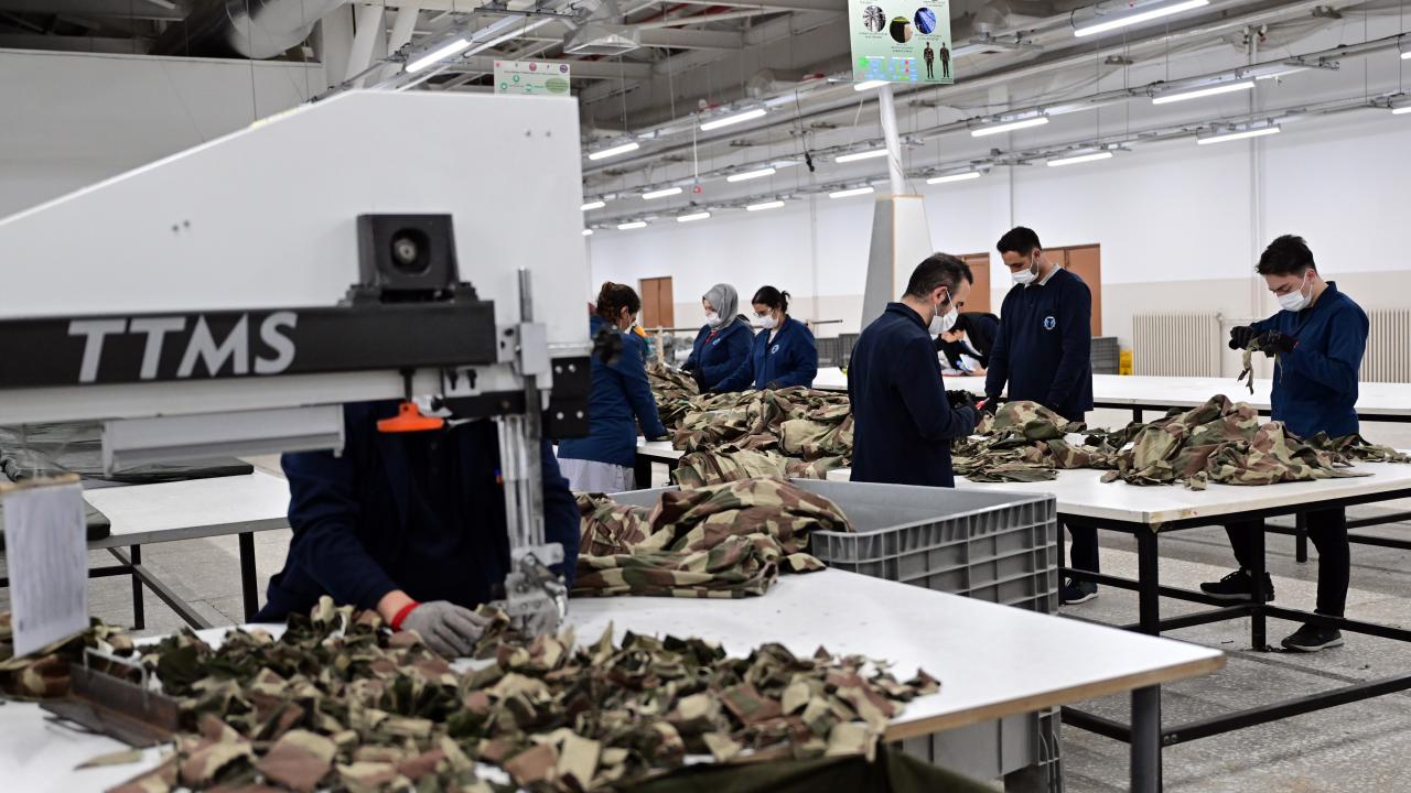 "Dünya ordularında bir ilk"