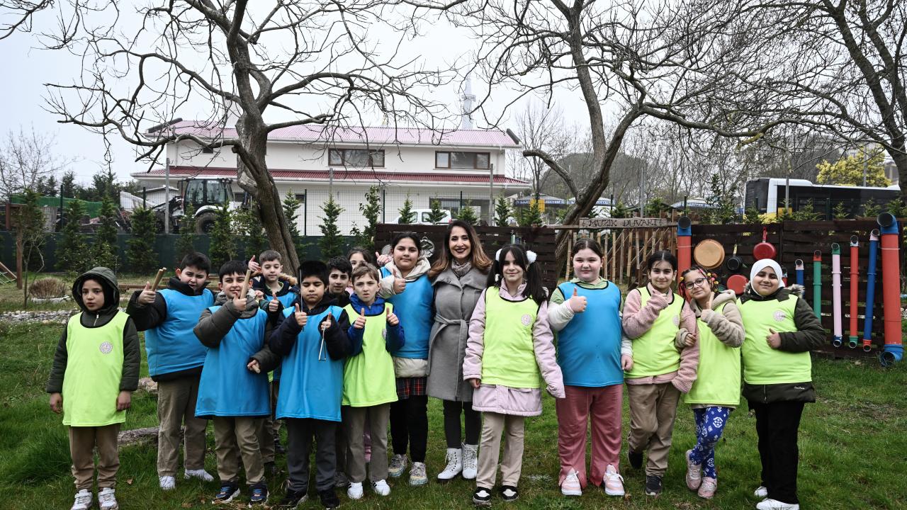 "Çocukları müzikle bilinçlendirmek çok faydalı oluyor"