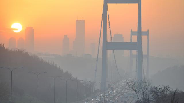 İstanbul'da martta hava kirliliği geçen yılın aynı dönemine göre yüzde 24 azaldı