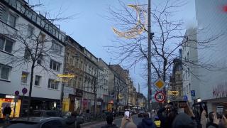 Köln’de caddeler ilk kez Ramazan ayına özel ışıklandırıldı