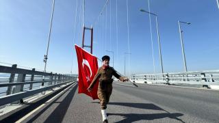 İstanbul'dan yola çıkan gazi torunu Saffet Gümüş, 1915 Çanakkale Köprüsü'nden geçti