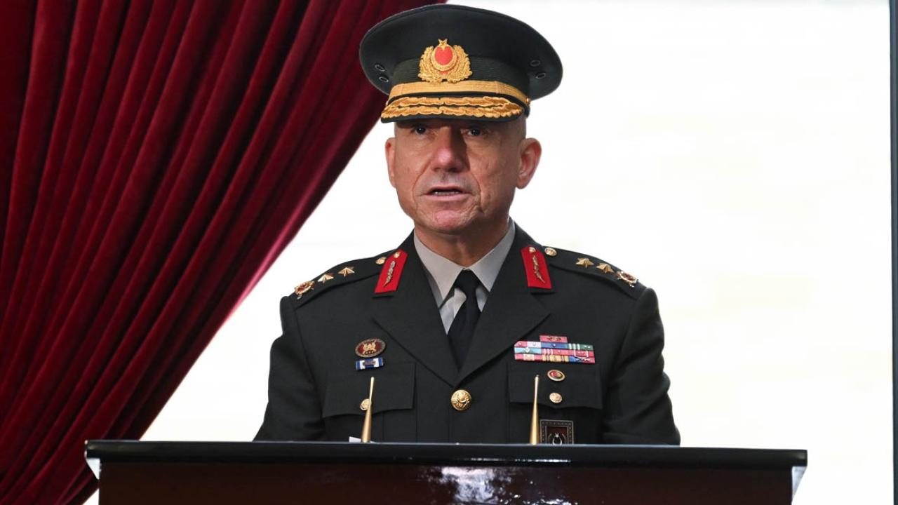 Tümgeneral Yaralı, deftere şunları yazdı: