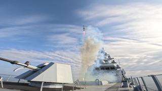 MİDLAS, ilk füze atışını TCG İstanbul'dan yaptı