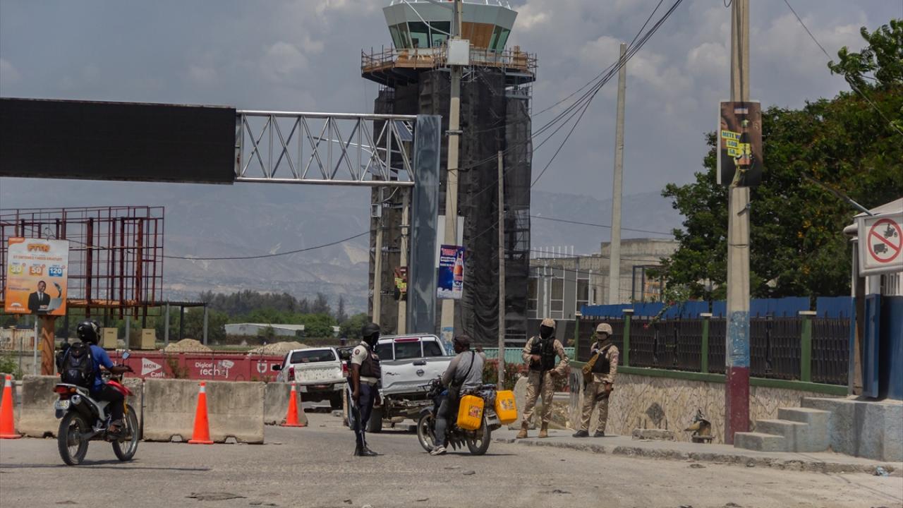 Haiti'de OHAL ilanına rağmen sokaktaki kargaşa devam ediyor