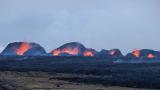 İzlanda'da son 3 ayda 4. kez meydana gelen yanardağ patlaması devam ediyor