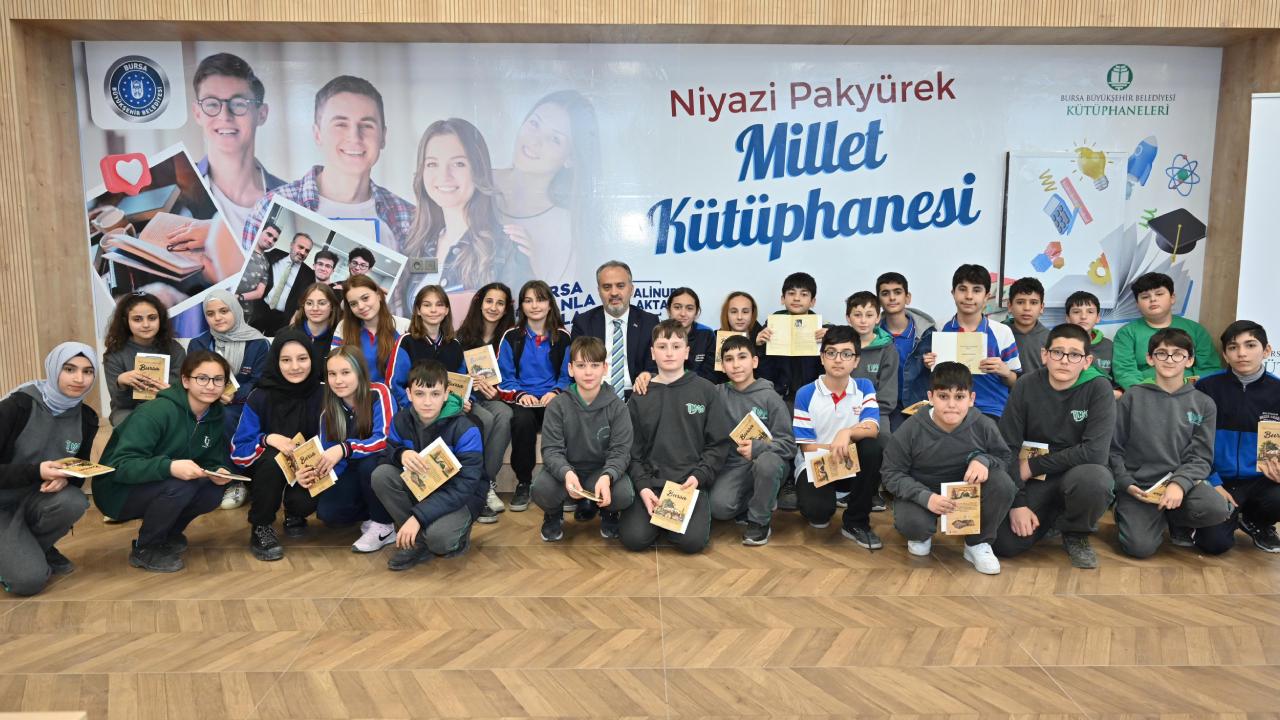 Bursa’nın kitap kurtları ödüllendirildi