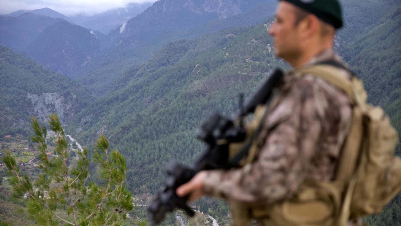 "Burada pusu görevimizi icra etmekteyiz"