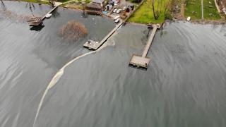 Sapanca Gölü'ne akaryakıt sızdı
