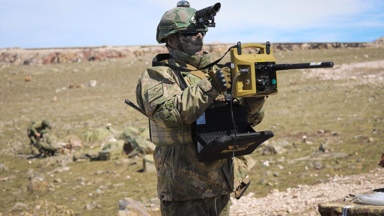 "Genç subayların yeteneklerinin geliştirilmesi amaçlanıyor"