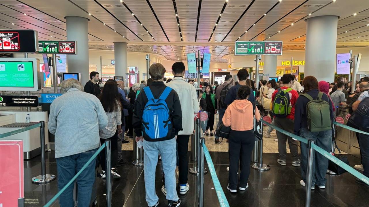 Sabiha Gökçen Havalimanı`nda günlük yaklaşık 700 uçuş planlanıyor