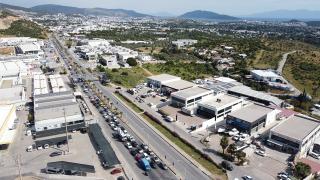 Bodrum'da bayram hareketliliği: Uzun araç kuyrukları oluştu