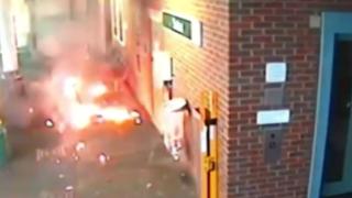 İngiltere’de elektrikli bisiklet patladı