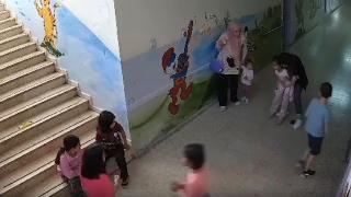 Öğretmen, öğrencisini "Heimlich manevrası"yla kurtardı