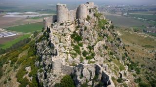 Tarihi Yılan Kale görenleri hayran bırakıyor