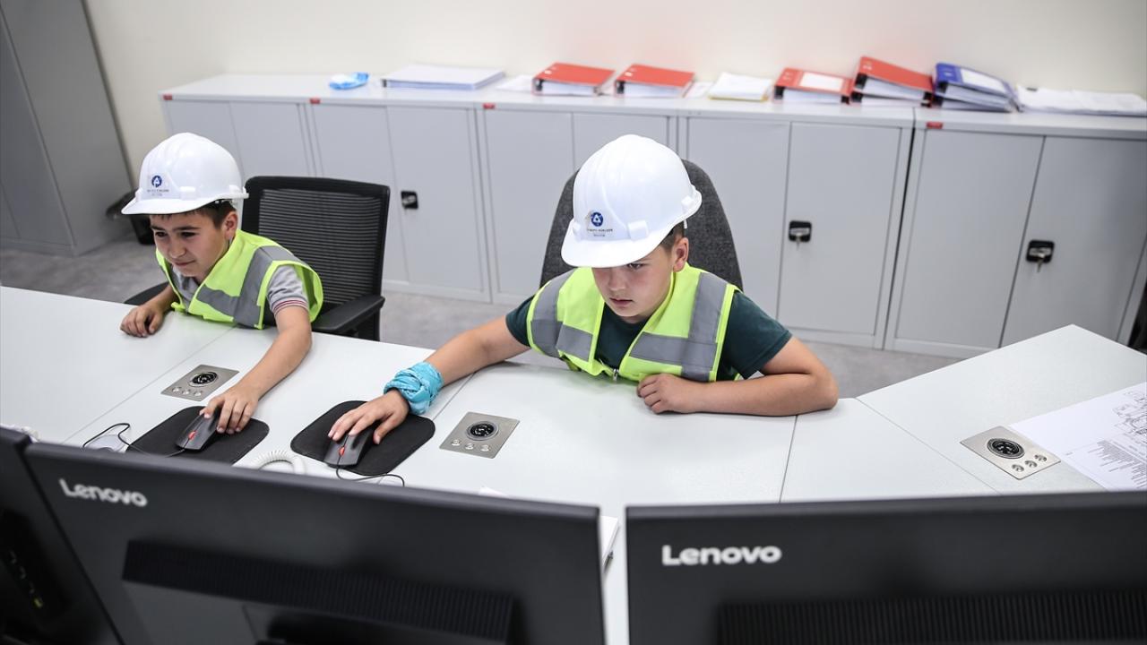 "Çocuklar her şeyimizdir, geleceğimizdir"