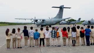 Deniz Hava Komutanlığı kapılarını çocuklara açtı