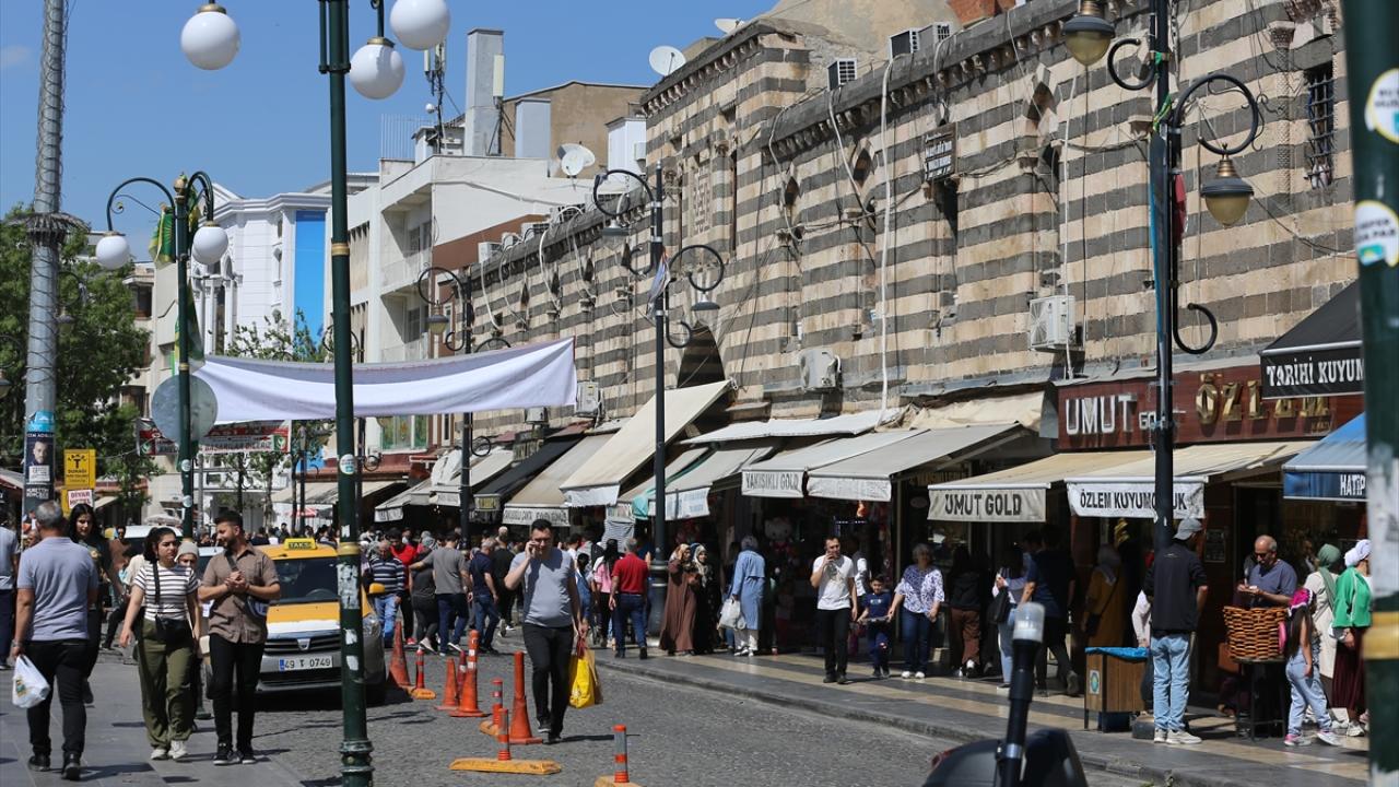 "Diyarbakır`ın huzuru gururumuzdur"