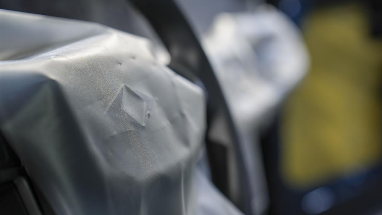 "Arabanın ana hatları komple zırh çeliğinden yapıldı"