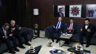 Cumhurbaşkanı Erdoğan'dan Türk Metal Sendikası'na taziye ziyareti