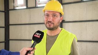 Fedakarca çalışan işçiler duygularını TRT Haber'e anlattı