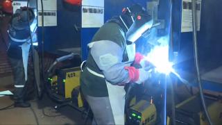 TRT Haber tersane işçilerinin zorlu mesaisine tanık oldu