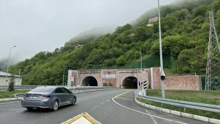 Yeni Zigana Tüneli'nden bir yılda 1 milyon 770 bin araç geçti