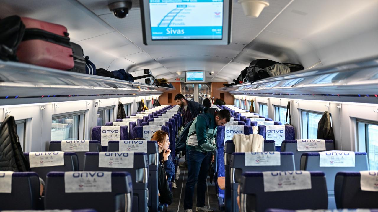 "Yüksek hızlı trenle bugüne kadar 85 milyon yolcu taşıdık"