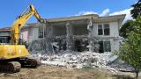 Çanakkale'de kaçak yapı yıkım çalışmaları devam ediyor