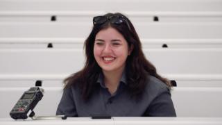 Öğrencilerin annelerine sürprizi hem duygulandırdı hem de gülümsetti