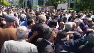 Özel halk otobüsü esnafı İBB'yi protesto etti
